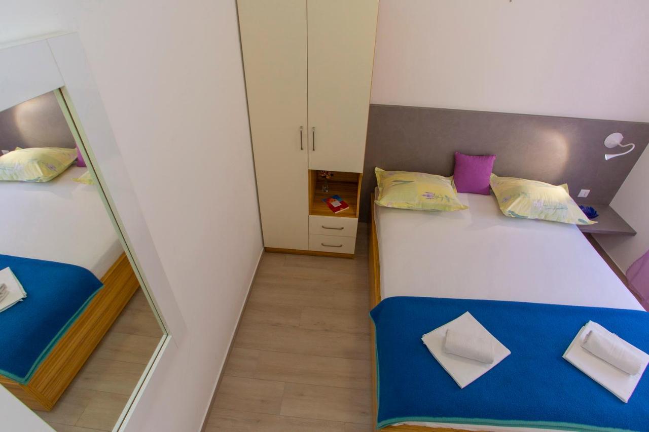 Apartments Loncar Tučepi Exterior foto
