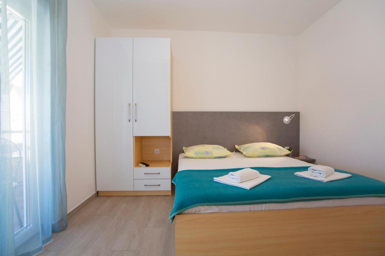 Apartments Loncar Tučepi Exterior foto